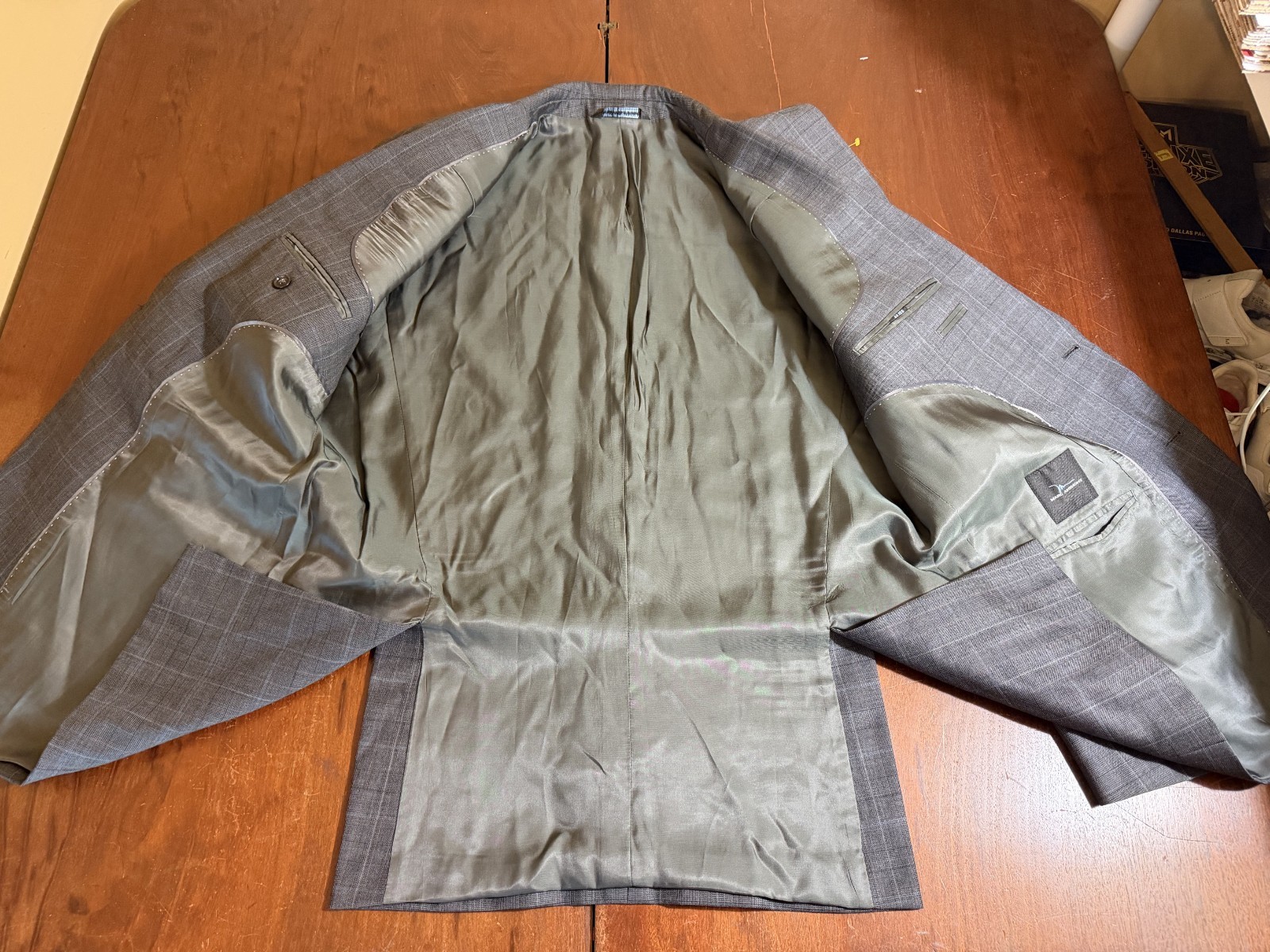 2025 MARC ANTHONY Gray Plaid Full Suit 44R Wool