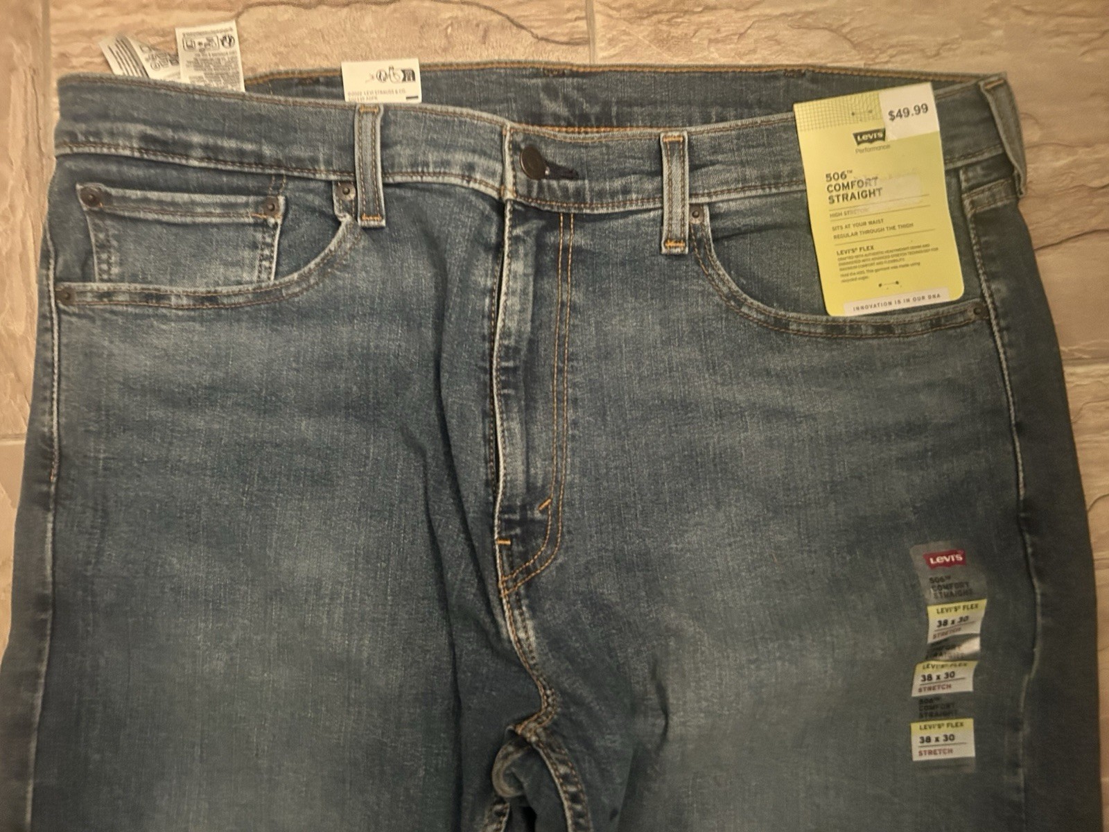 Levi’s 506 Men’s Comfort Straight Stretch Jeans – Medium Stonewash – 38×30 – NWT