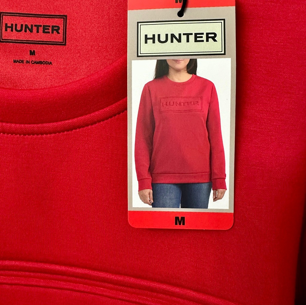 Hunter Women’s Embossed Pullover, Red