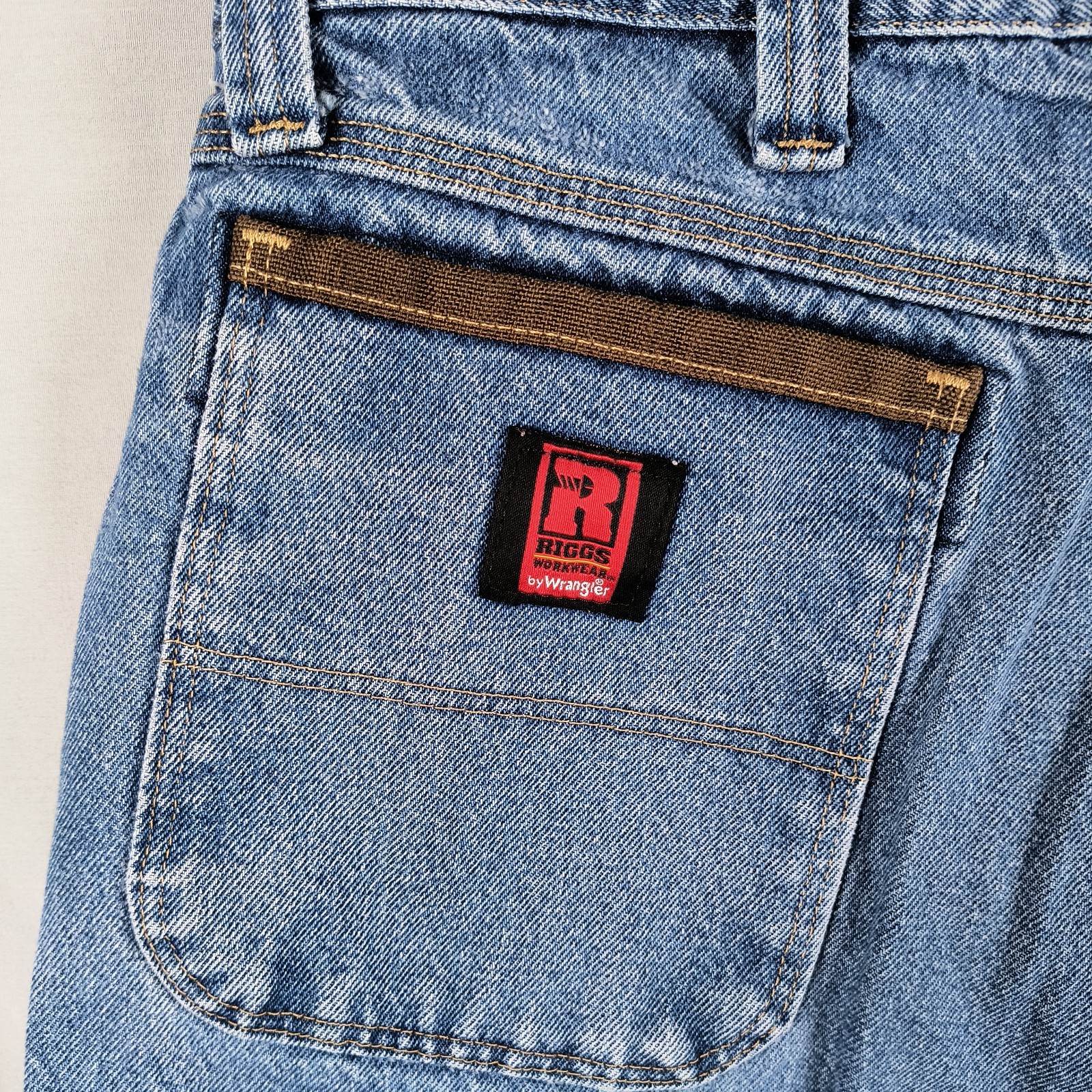 Wrangler Riggs Workwear Carpenter Jeans Mens 36 x 25.5 Cropped Relaxed Straight