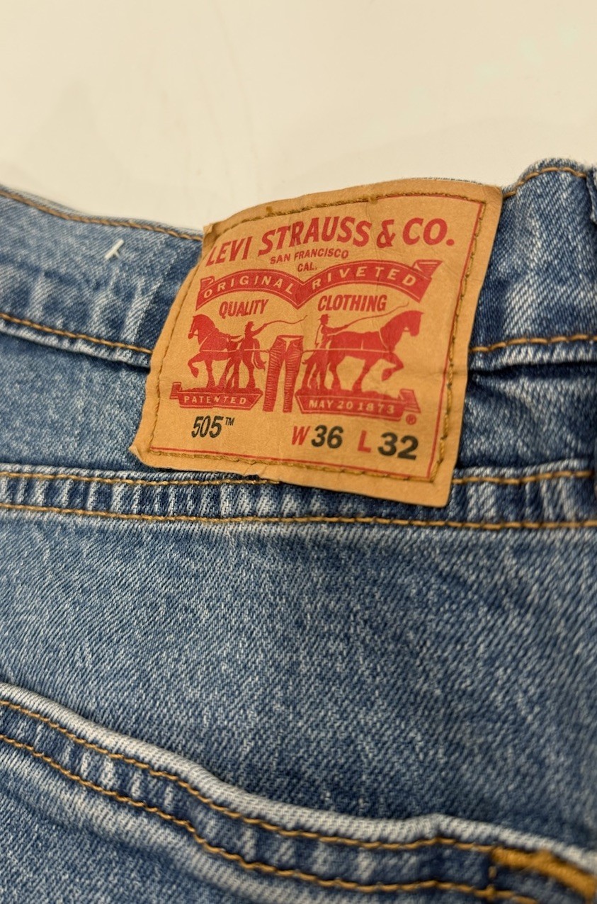Levi’s Men’s Classic 505 Regular Fit Jeans Straight Leg, Light Blue, Size 36X32