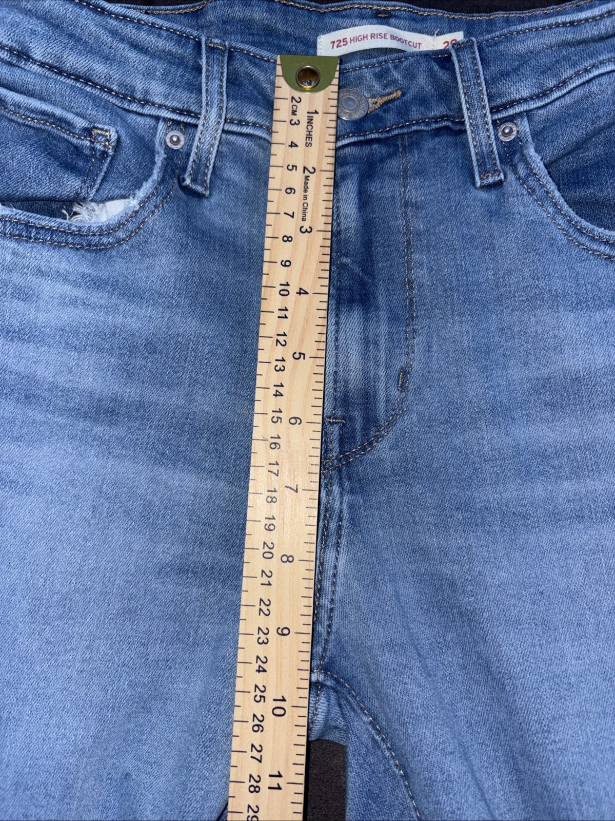 Levi’s 725 High Rise Bootcut Jeans Women’s 28 30 Blue Denim Stretch Medium Wash