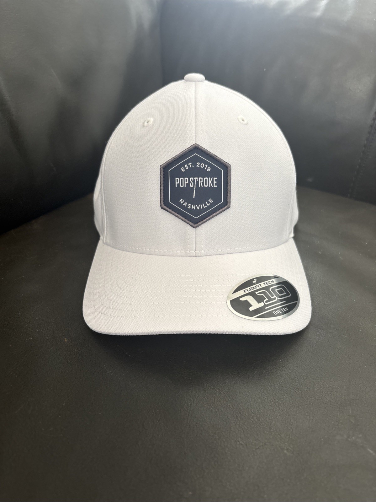 FlexFit Cap Tech 110 Snapback Hat Men’s Popstroke Nashville White NWT NEW