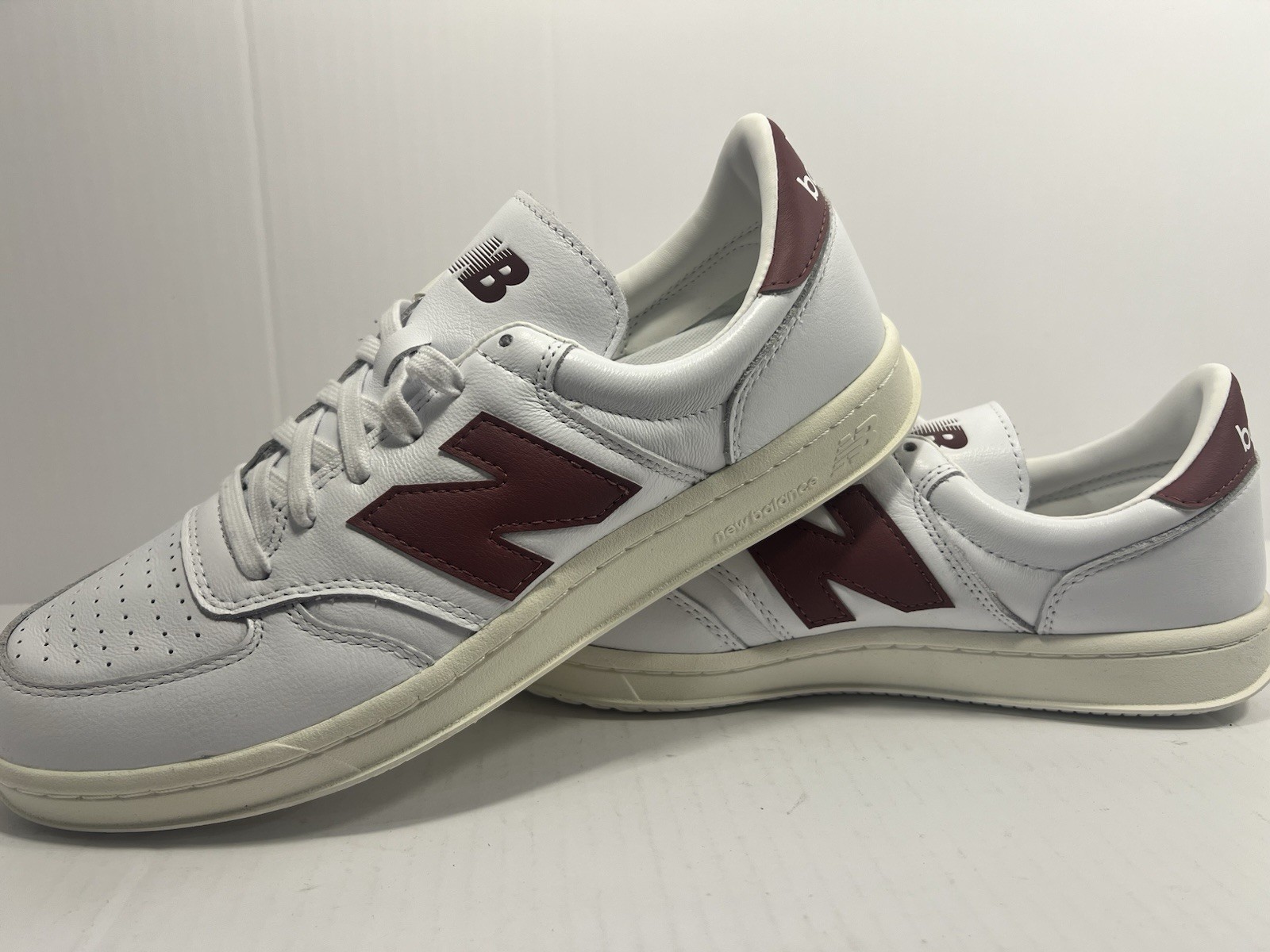 New Balance T500 White/Washed Burgundy Low Top Lace-Up Leather Sneakers CT500LPB