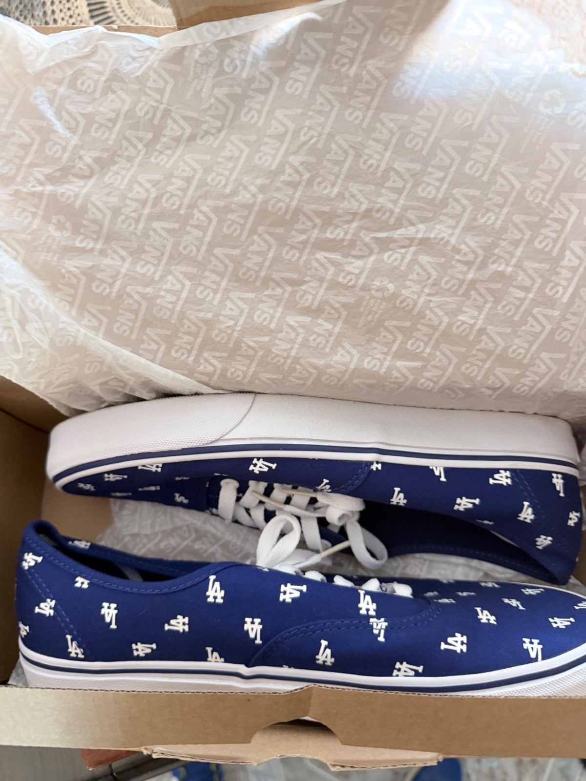 MLB LA Dodgers Vans Shoes Skater Men’s 9 Women’s 10.5