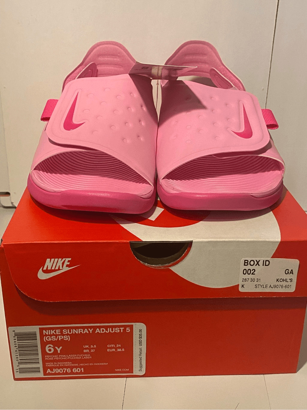 NIKE SUNRAY SIZE 6Y Adjust 5 Open Toe Sandals with Hook & Loop Closure