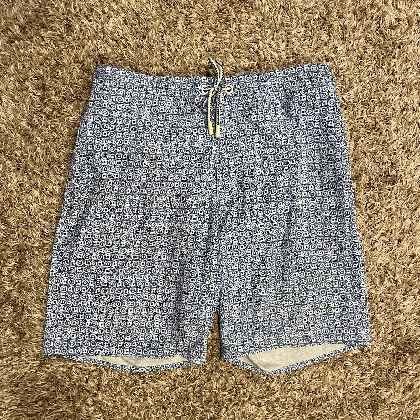 Johnnie-O Southport Half Elastic Surf Shorts Laguna Blue Dots Mesh Lined Sz XL