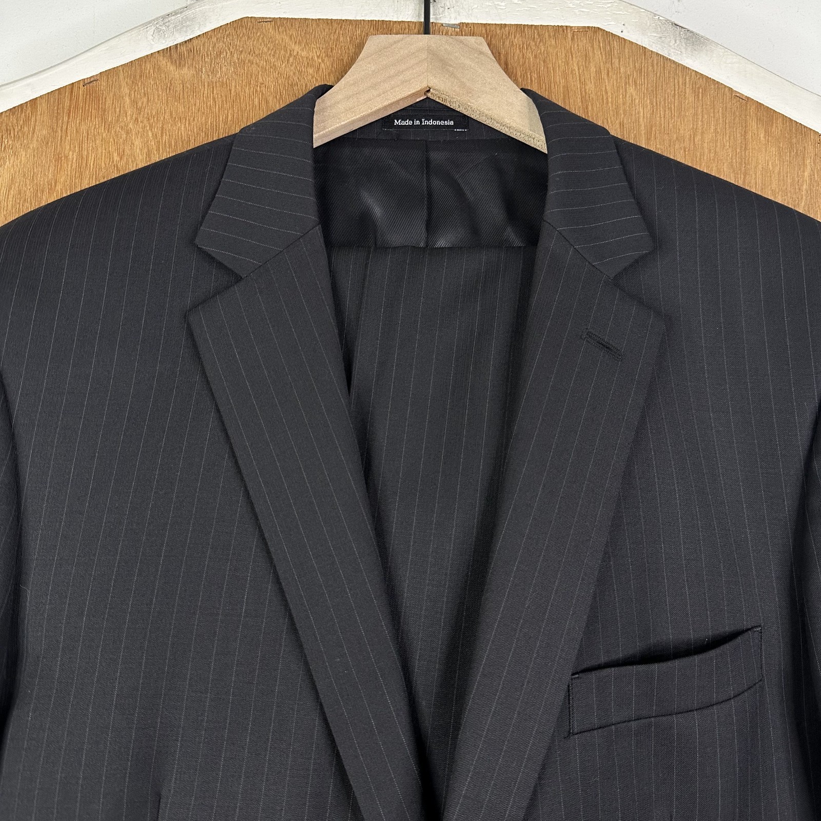 Pronto Uomo Suit Mens 44R Black Pinstripe 2 Button 100% Wool Pants 40×27 Canvas