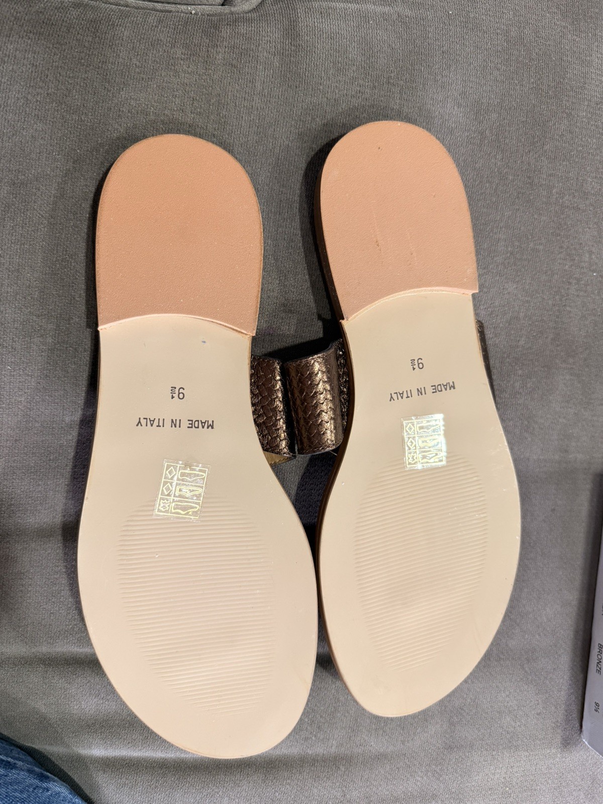 NEW- Coach And Four Garda Sandals Bronze Women Size 9.5