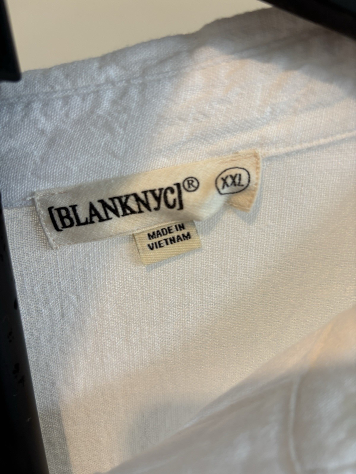 BLANKNYC Women’s XXL White Linen Blend Woven Collared Long Sleeve