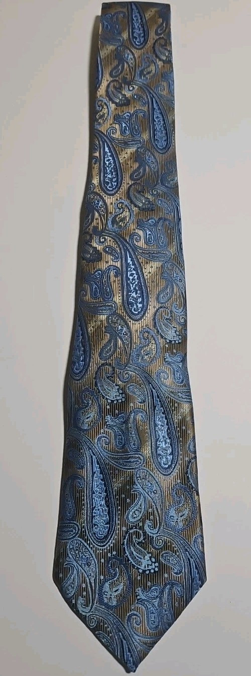 Hi-Tie Blue Patterned 100% Silk Mens Necktie 64″ x 3.5″ NWT