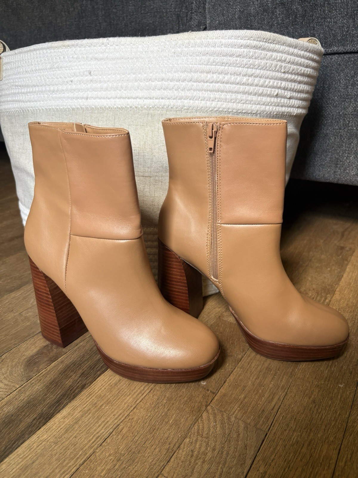 Dolce Vita Dasha Platform Ankle Boots Tan Leather Block Heel Women’s Size 9