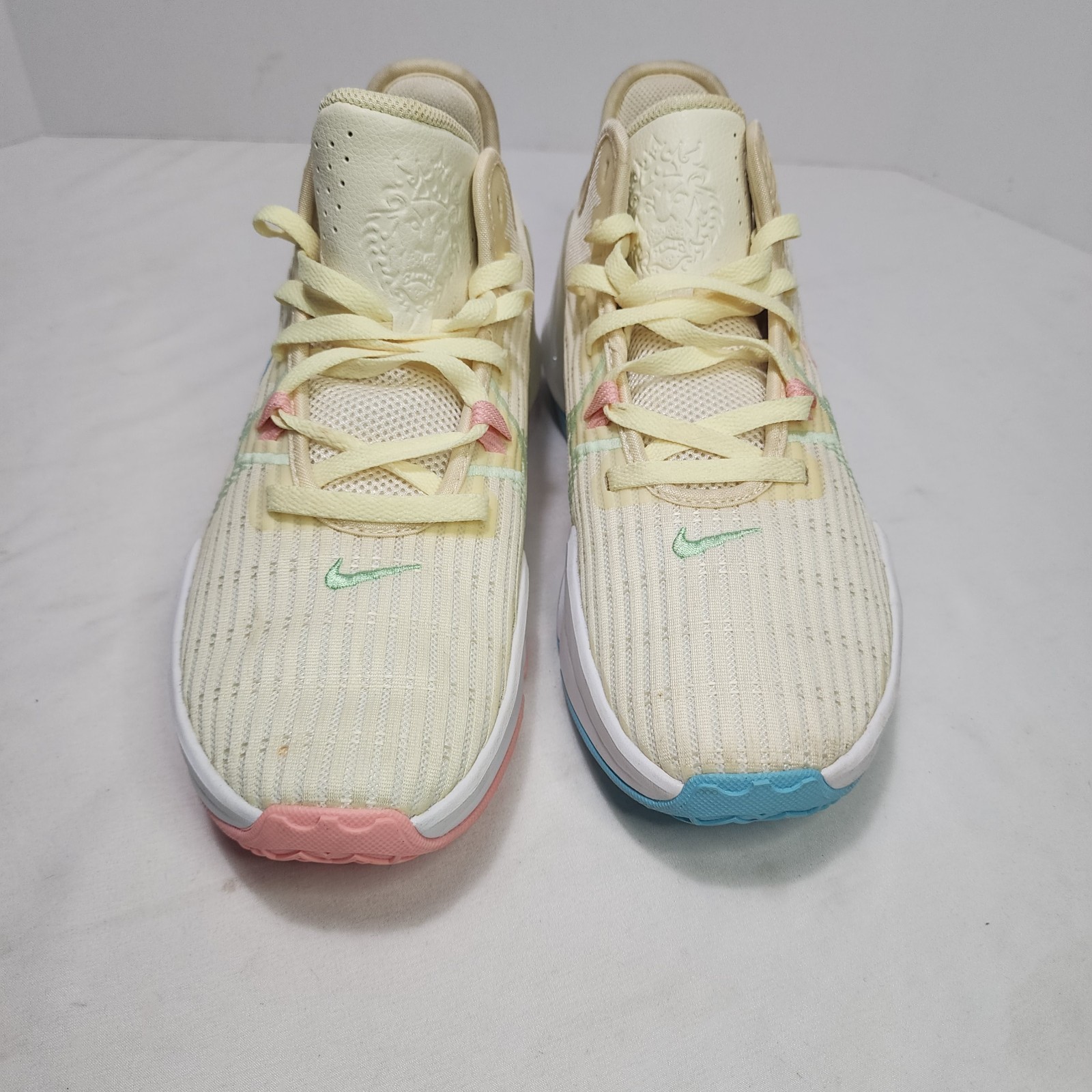 RARE Nike LEBRON JAMES Witness 6 EASTER Basketball Sz 10 Shoes CZ4052-103 – EUC