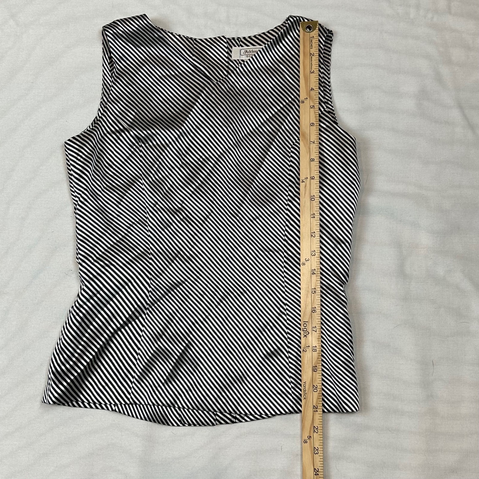 Addenda Shirt Striped Buttoned Back Sleeveless Blouse V Neck Womens sz XS 85