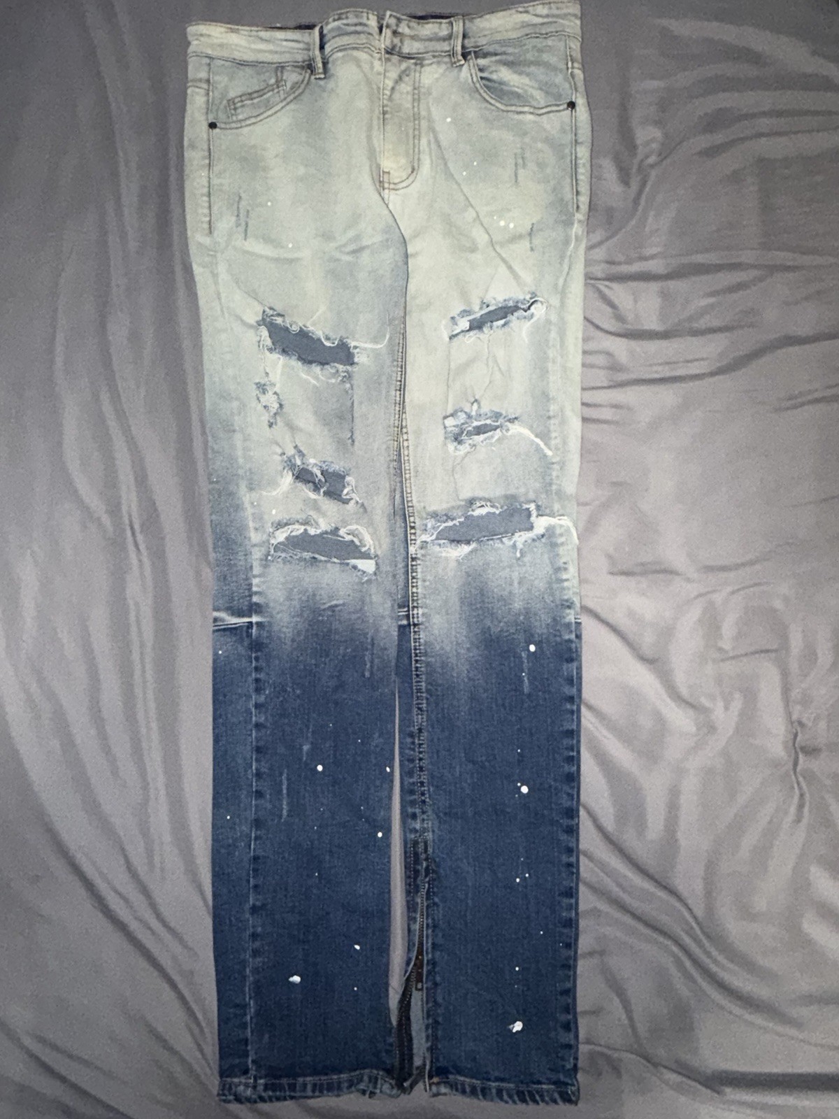 11 44 11 Men’s Blue Slim Fit Distressed Paint Splatter Mid Rise 5-Pocket Jeans