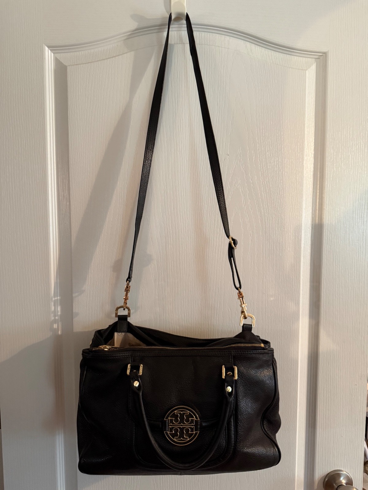 Tory Burch Amanda Shoulder Bag