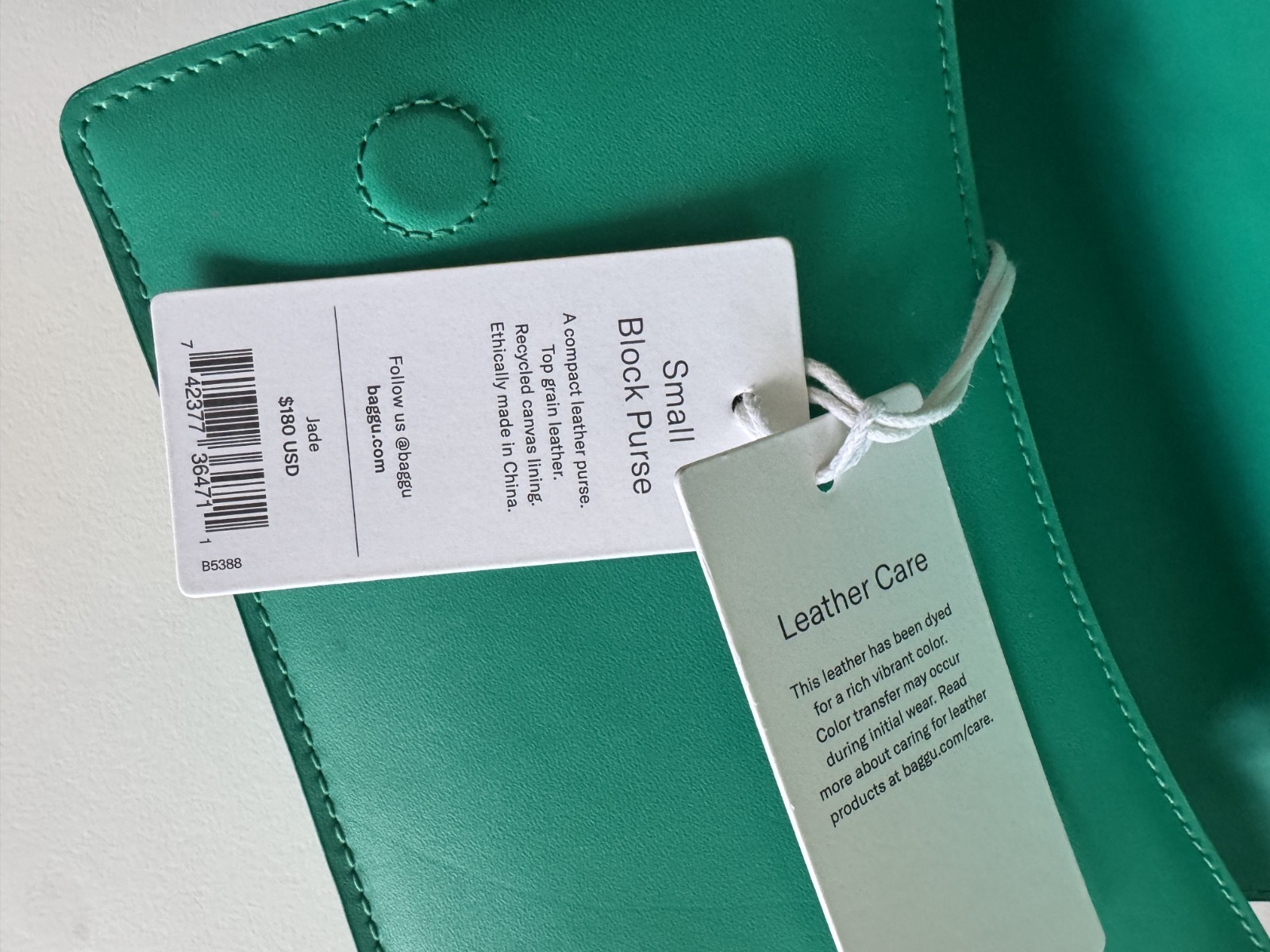 Rare Baggu Leather Crossbody “Small Block Purse” in Jade with Adjustable Strap