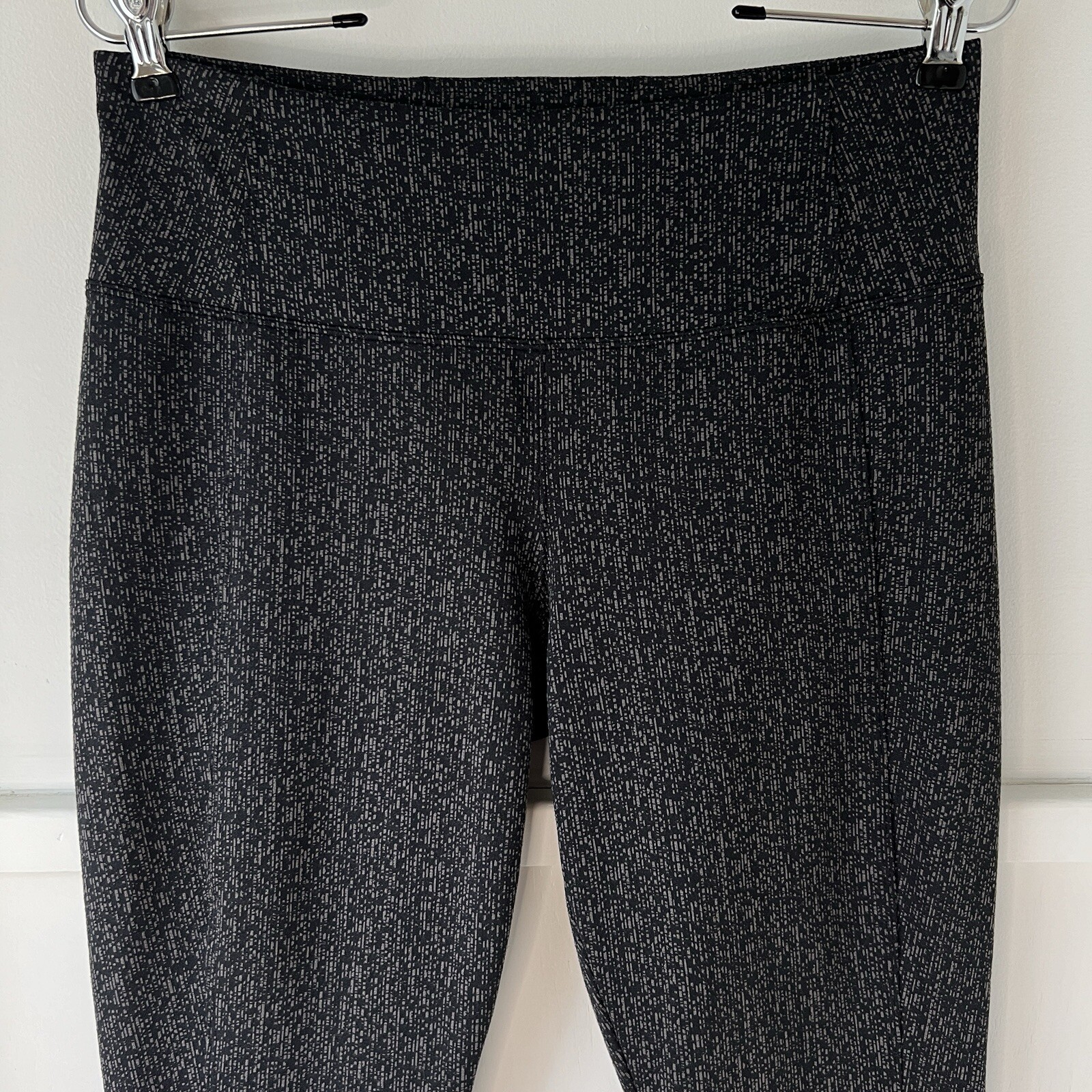Athleta Delancey Textured High Rise Zip Pocket Tight Legging Work Travel Size M
