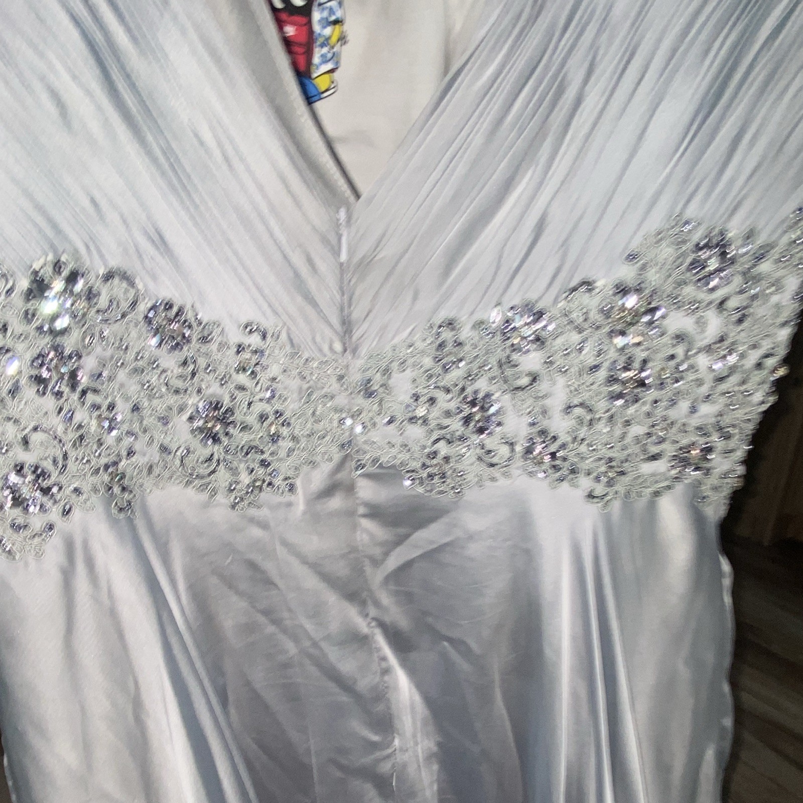 Women’s Gray Long Formal Gown Size 14 V-Neck Cap Sleeve Beaded Sequin