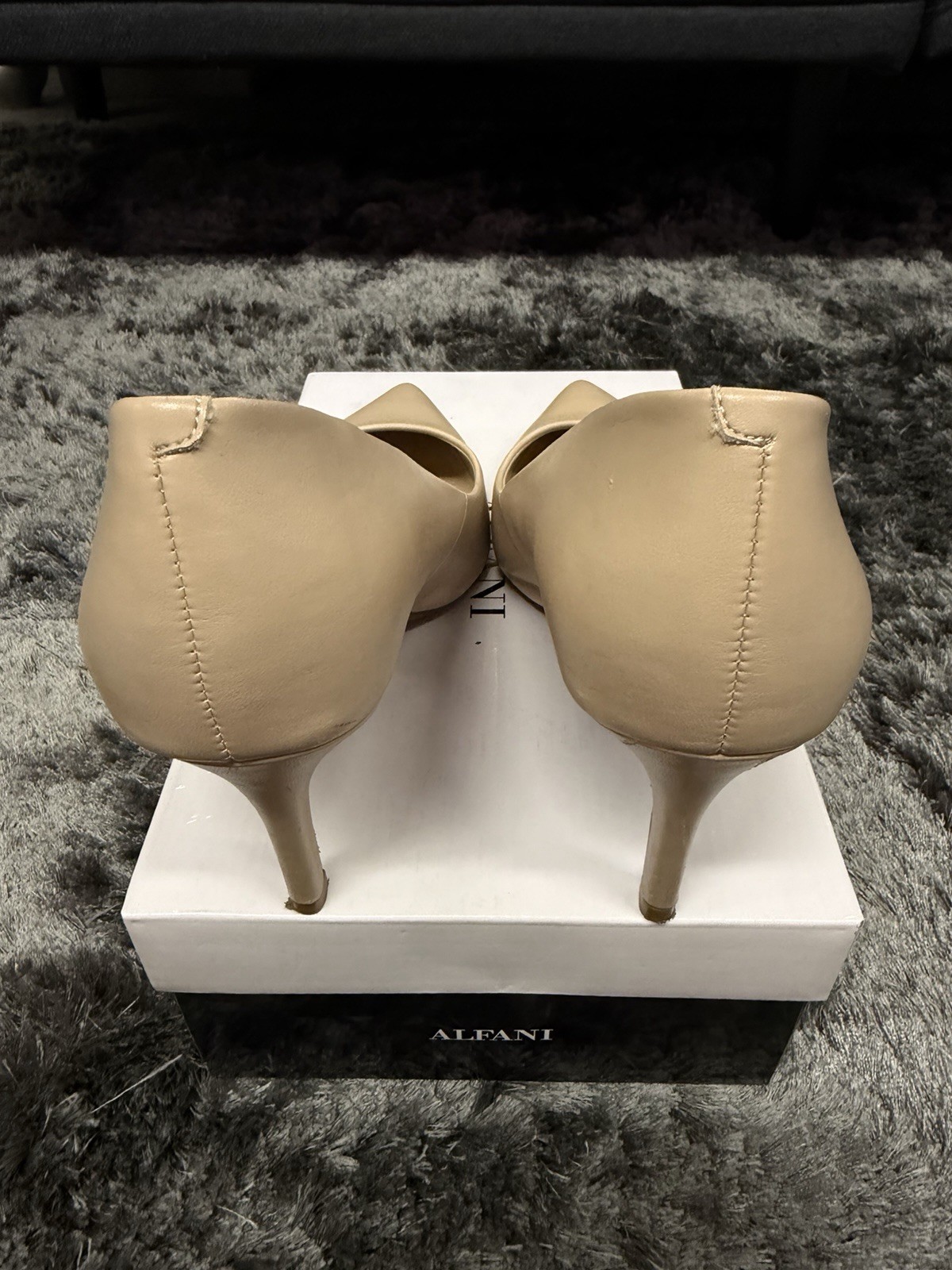 Alfani Beige Leather Slip On Pointed Toe Pump Stiletto Heel Women’s 7W