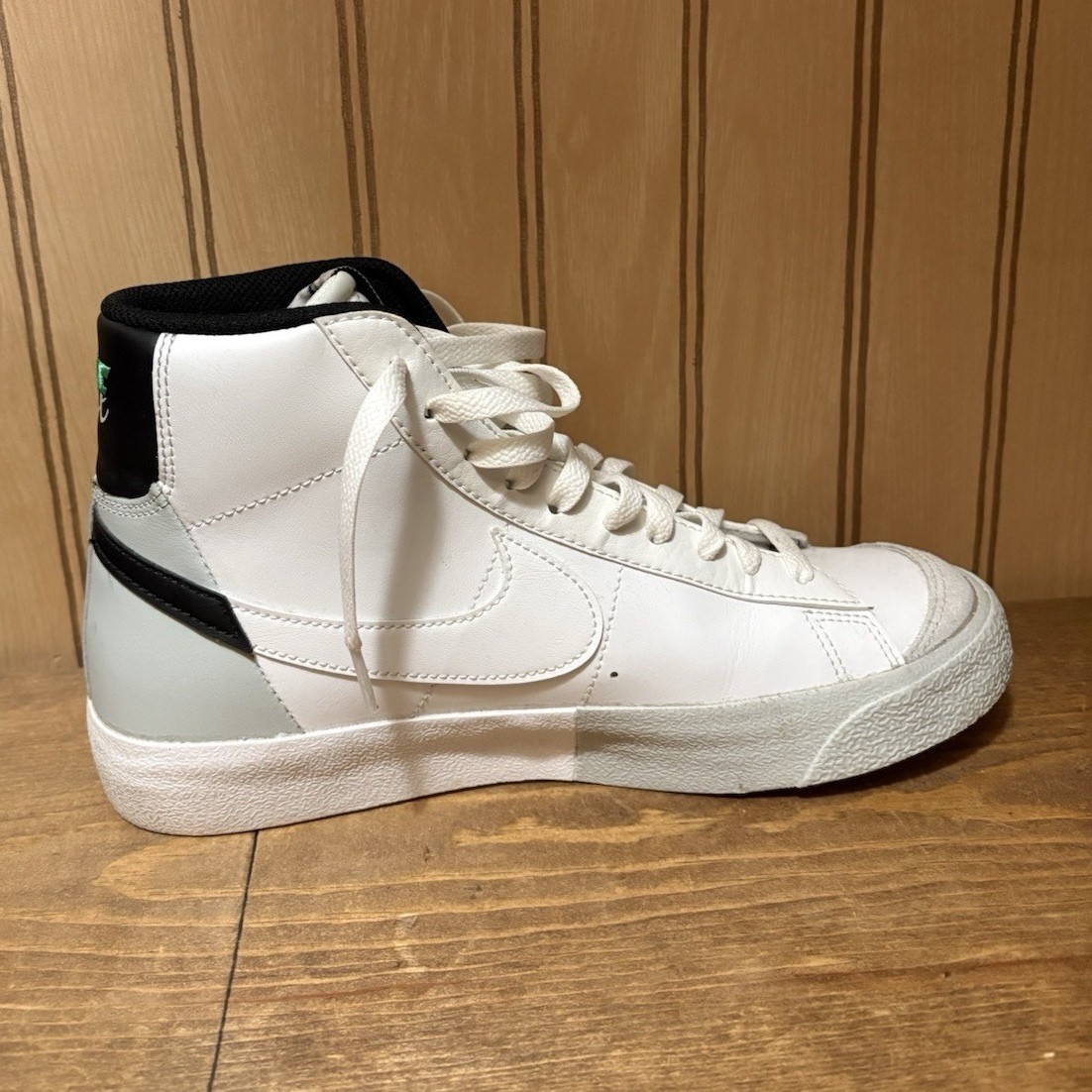 Nike Blazer Mid White Black High-Top Leather Basketball Sneaker