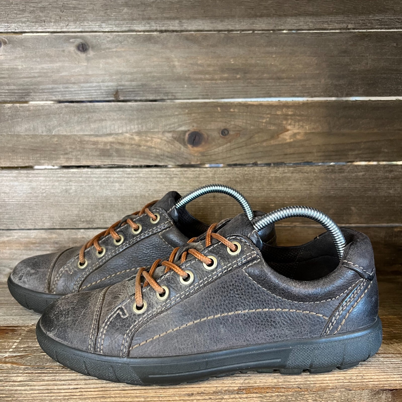Womens Ecco Brown Pebbled Leather Low Comfort Shoes Sneakers Size EU 40 US 9-9.5
