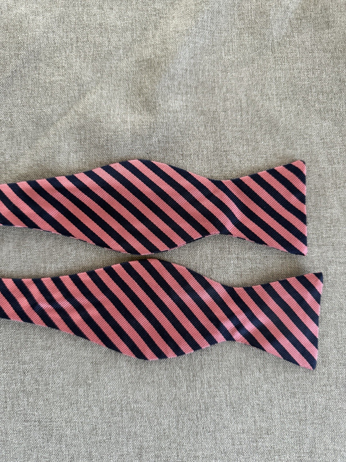Brooks Brothers Pink Blue Stripe Silk Bow Tie 2.25 In Wide