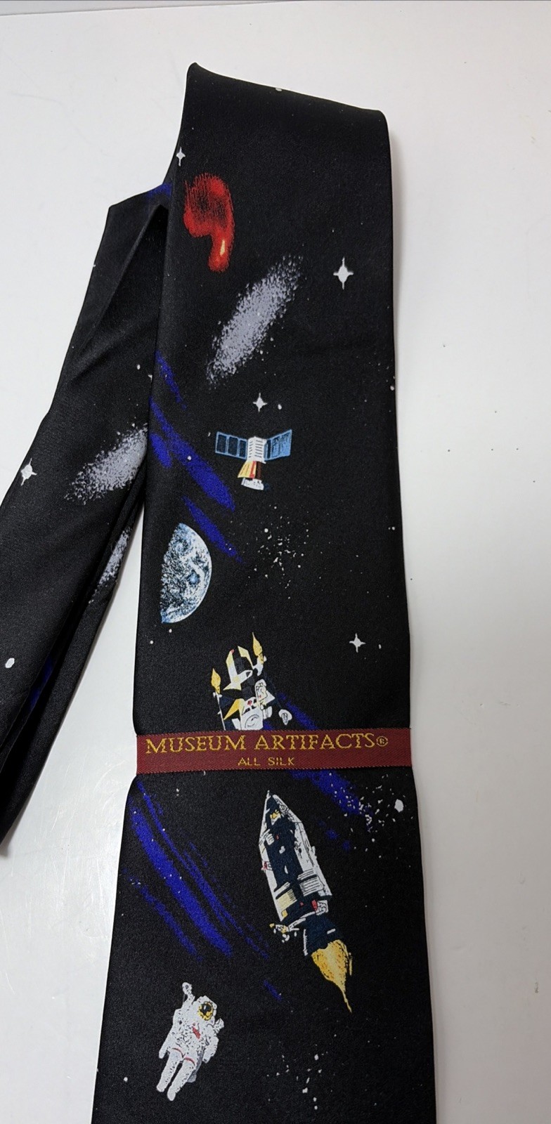 Museum Artifacts Neck Tie Man On The Moon Hand Made All Silk New With Tags