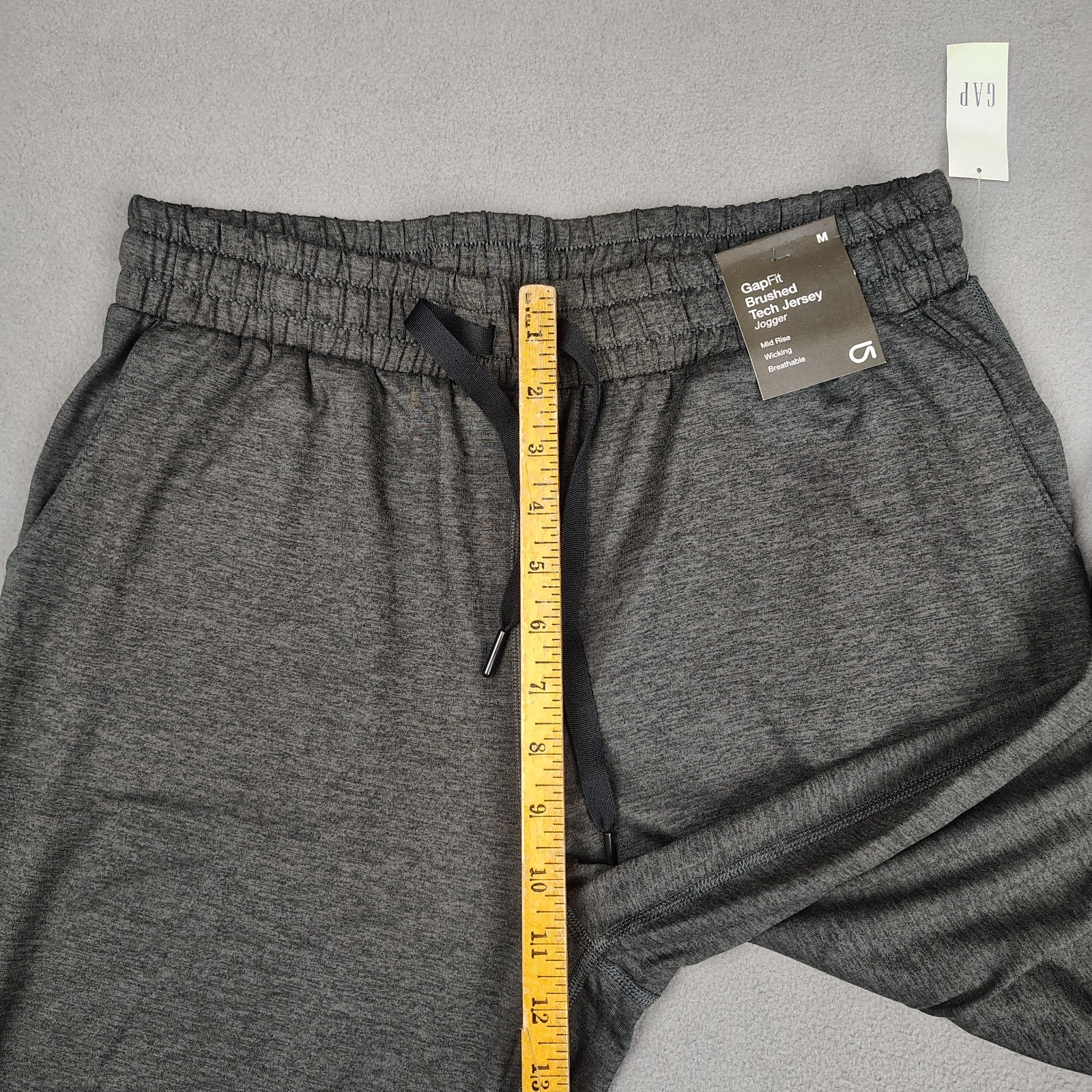 GapFit Brushed Tech Jersey Jogger Women Medium Charcoal Mid Rise Dry Wicking $60