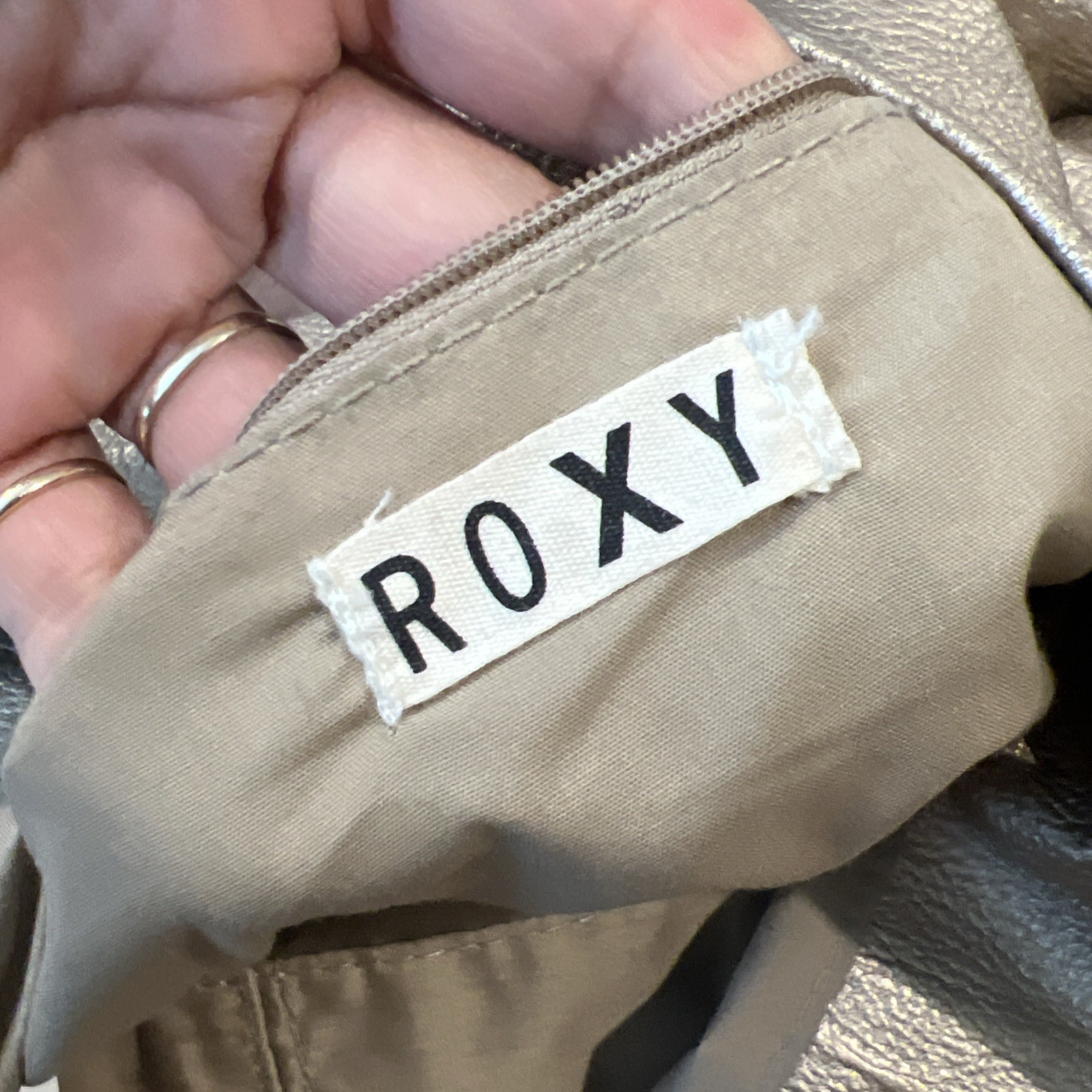 Roxy Handbag Handbag Purse Polyurethane 100% In Gold Snap
