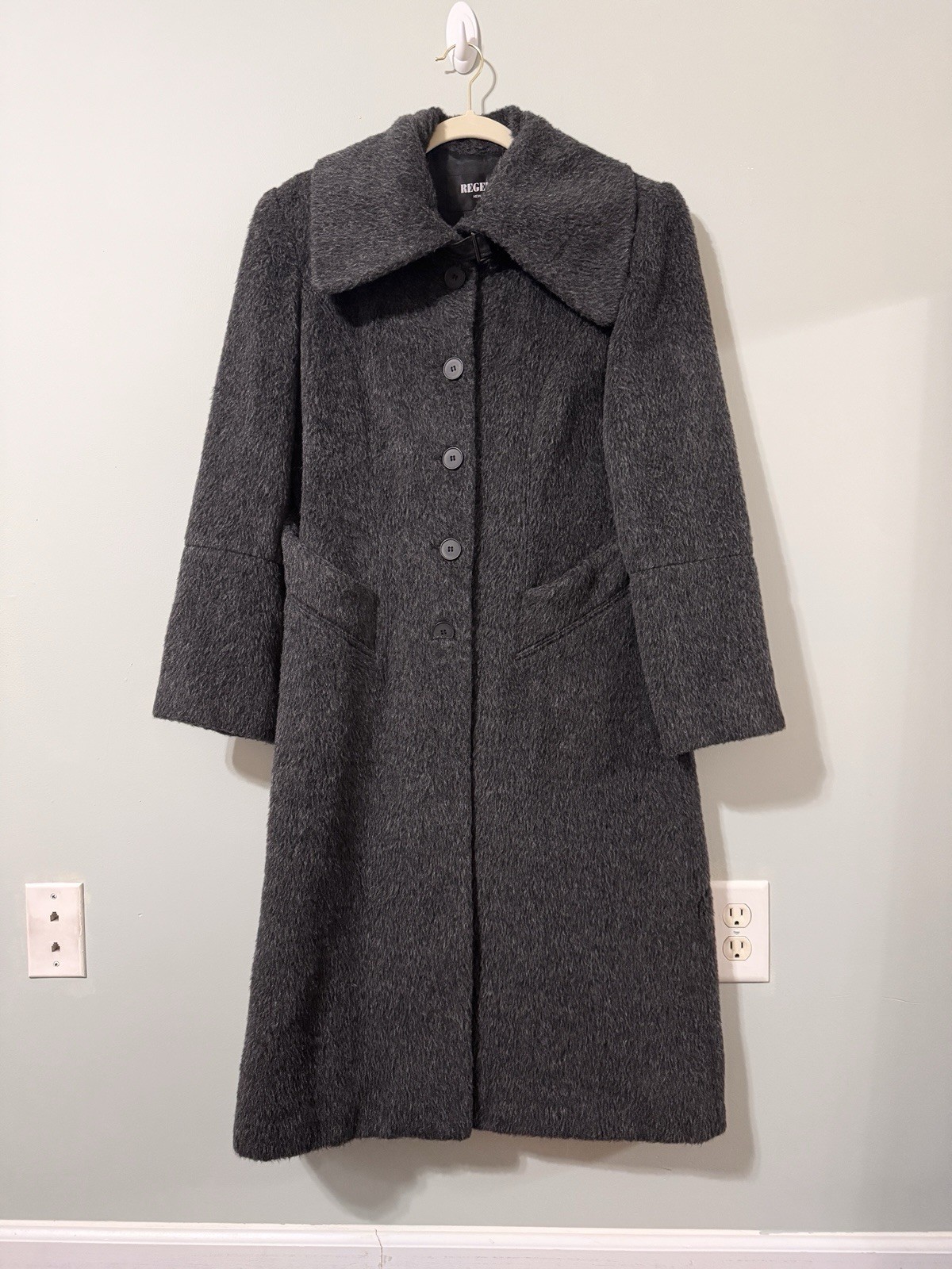 Vintage 90s Regency NY Women’s Wool Gray Long Coat Fur Baby Llama Wool Size 8