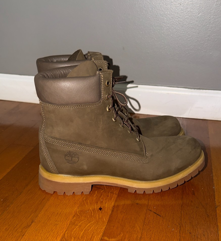 Timberland Premium Waterproof boots in Green Suede men’s 11.5
