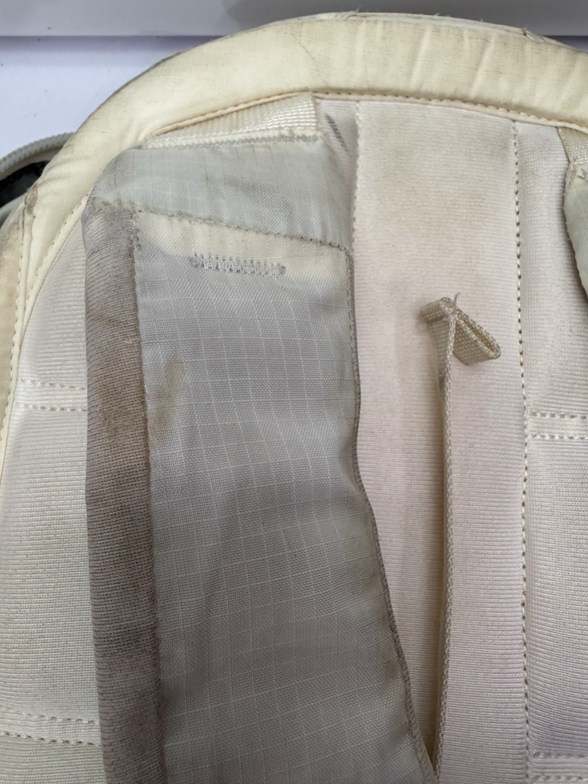 THE NORTH FACE Recon Large School Pack Backpack, Gardenia White