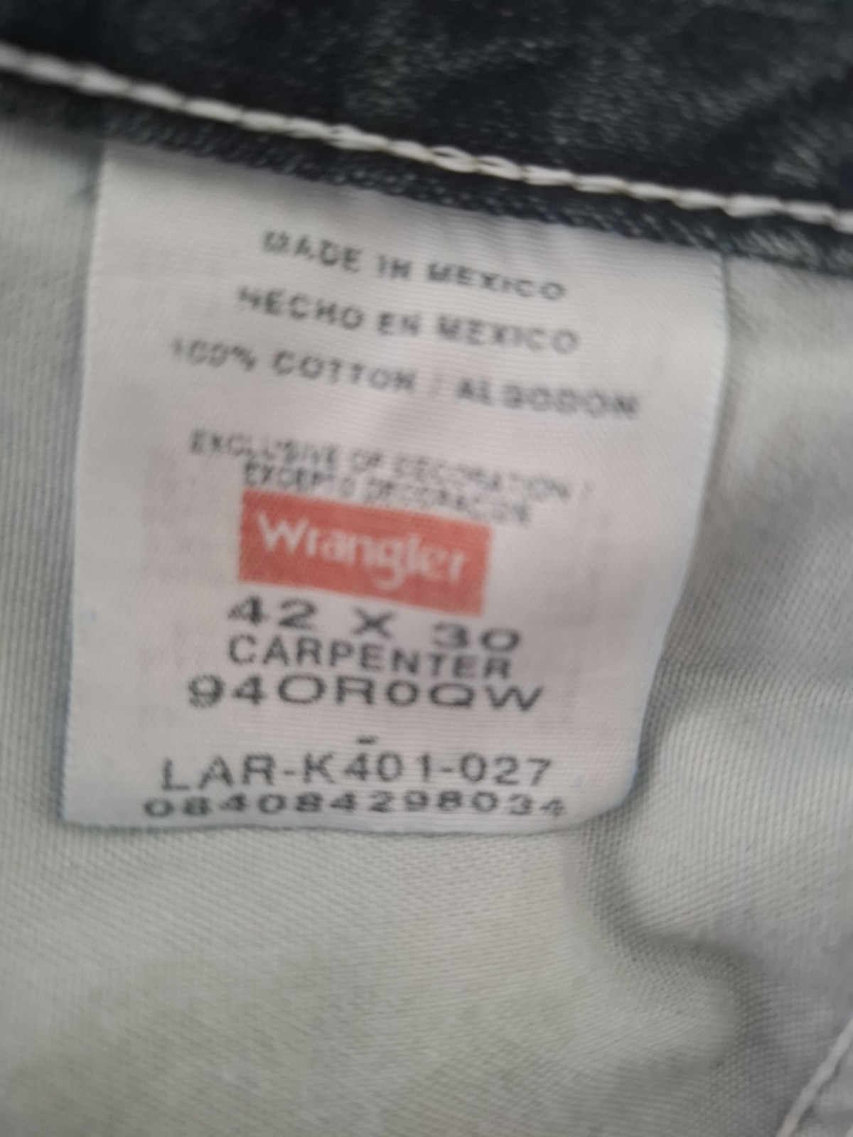 Wrangler Men’s Rugged Wear Medium Wash Blue Denim Relaxed Carpenter Jeans