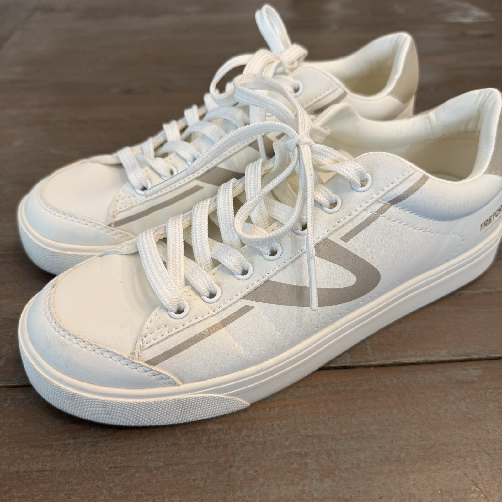 Tretorn “Serve” Women’s Memory Foam Footbed Sneaker 8 White Preowned