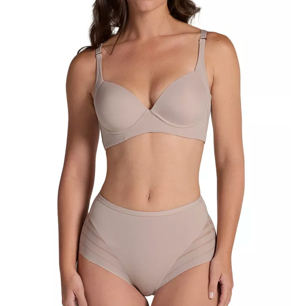Leonisa Back Smoothing Bra with Soft Full Coverage Cups Light Beige 34B NWT