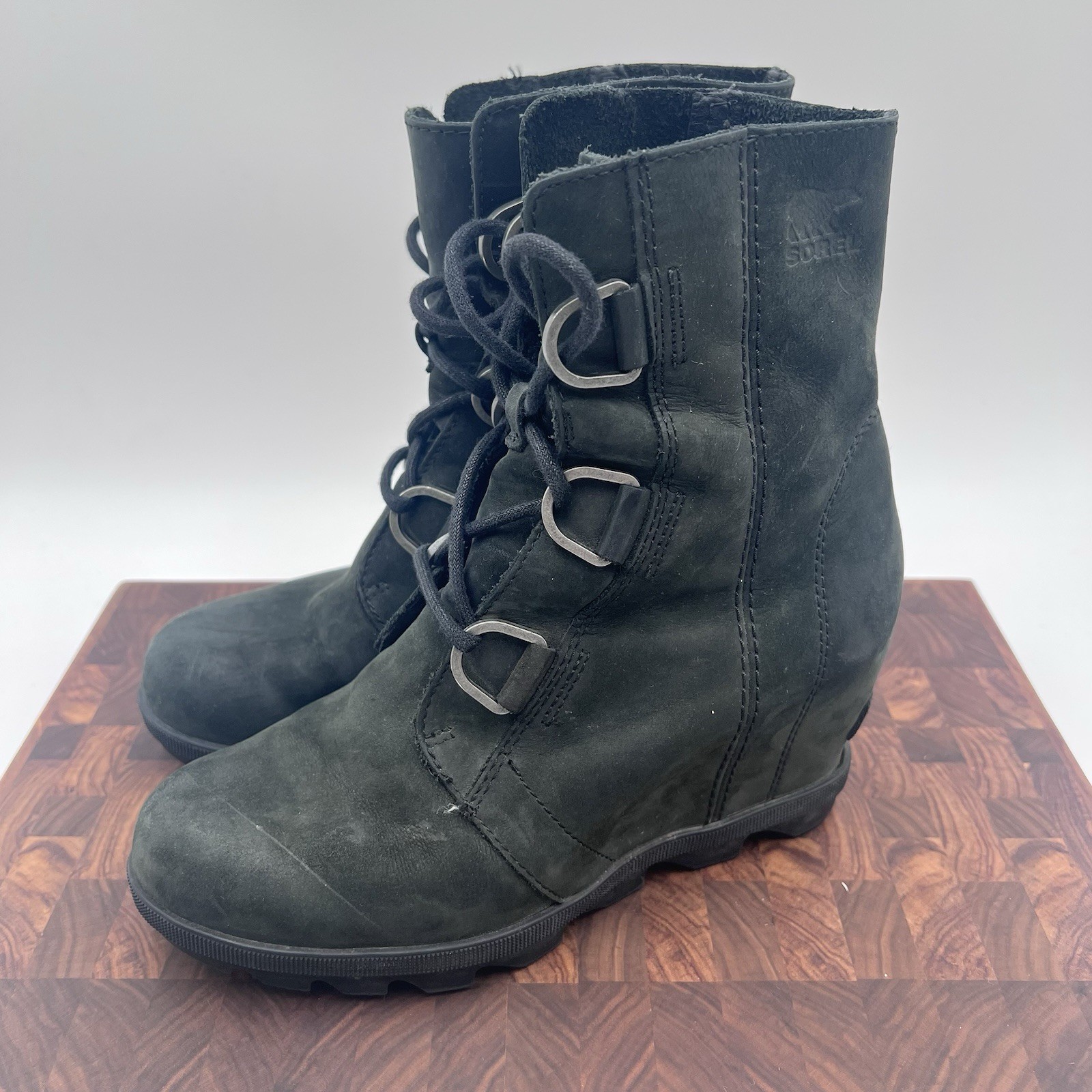 Sorel Women Joan of Arctic Wedge Waterproof Suede Boots Size 6.5 Olive Lace Up