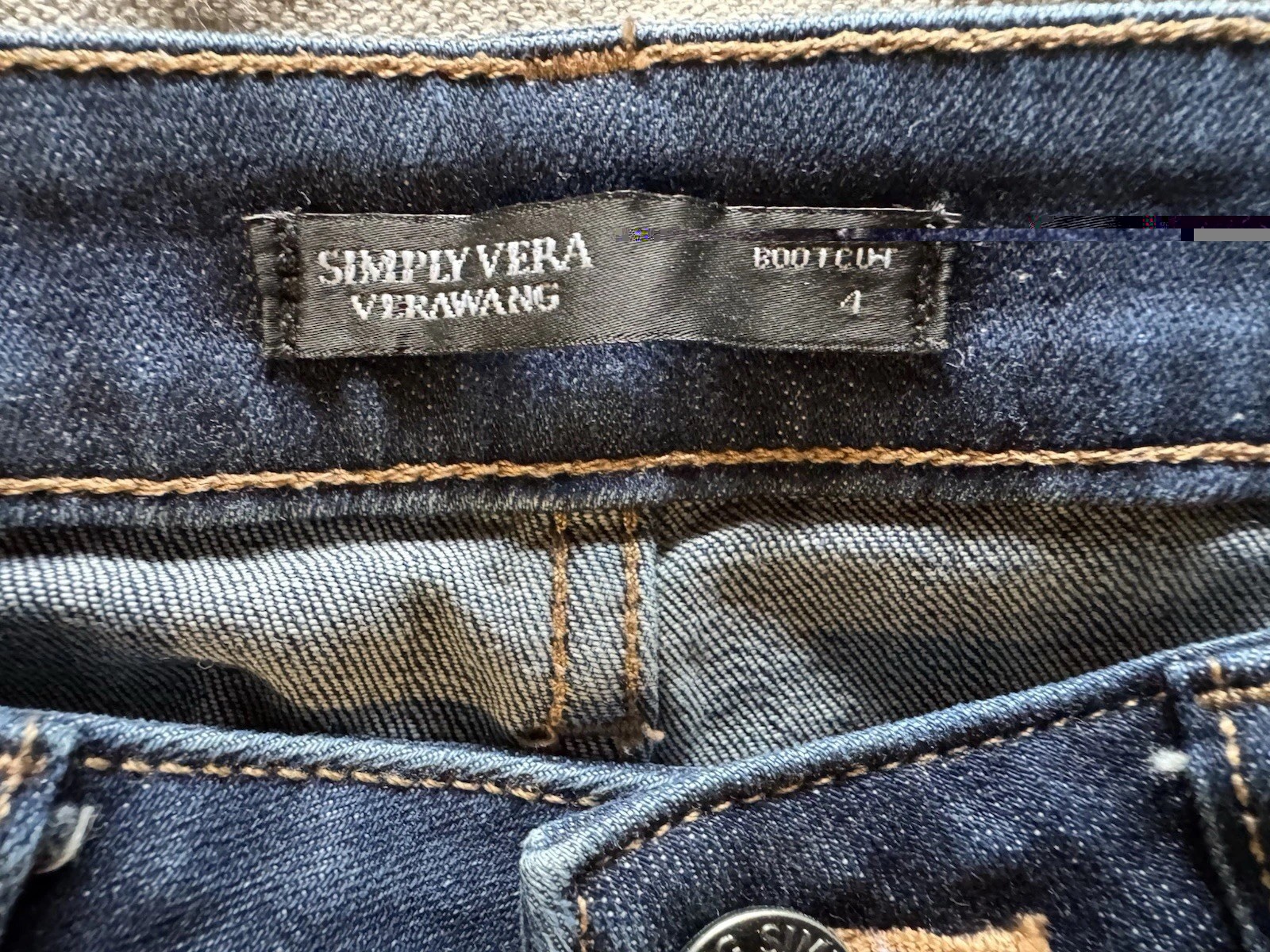 Women’s Vera Wang Jeans, Bootcut, Size 4