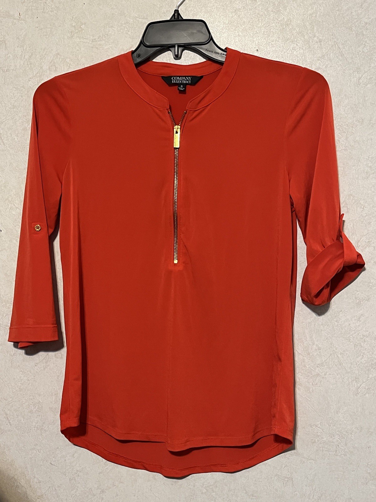 Ellen Tracy Red Tunic W/Zipper And Gold Buttons – Roll-tab Sleeves – Sz S