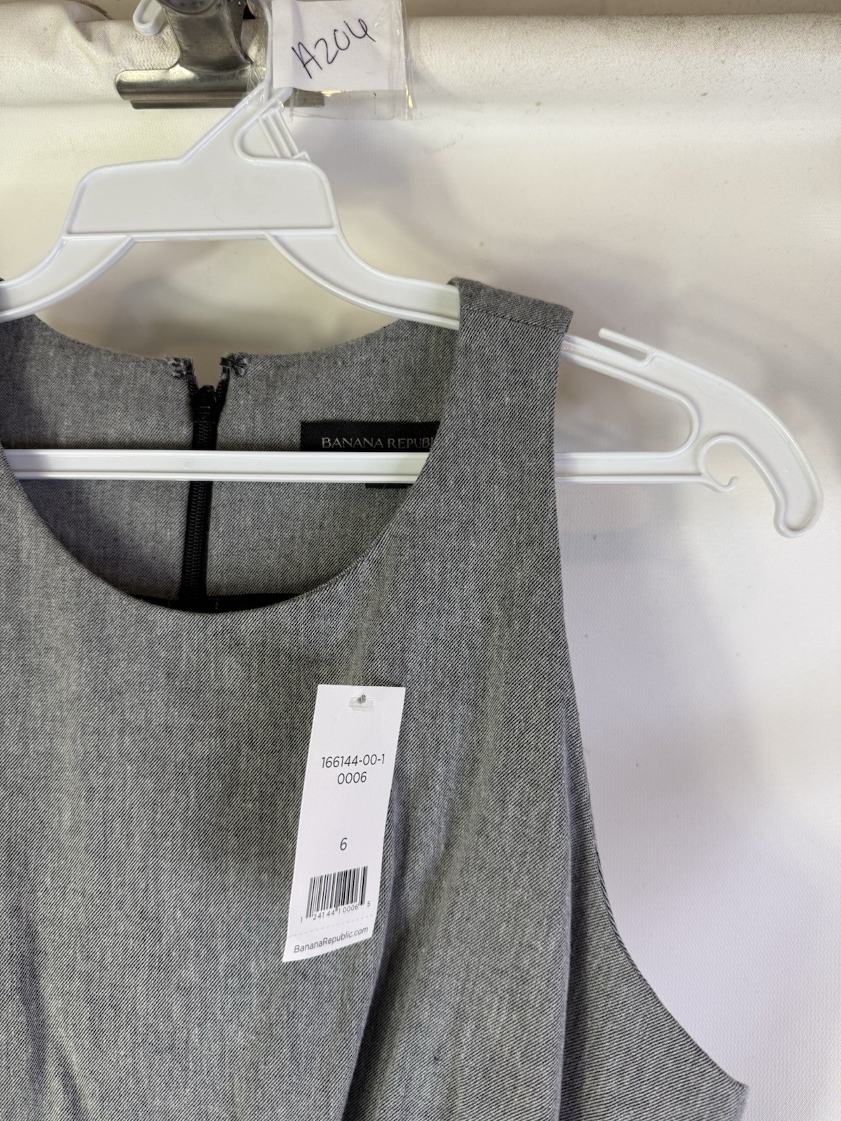 New Banana Republic Womens 6 Sleeveless Slit Pencil Dress Gray Professional Care