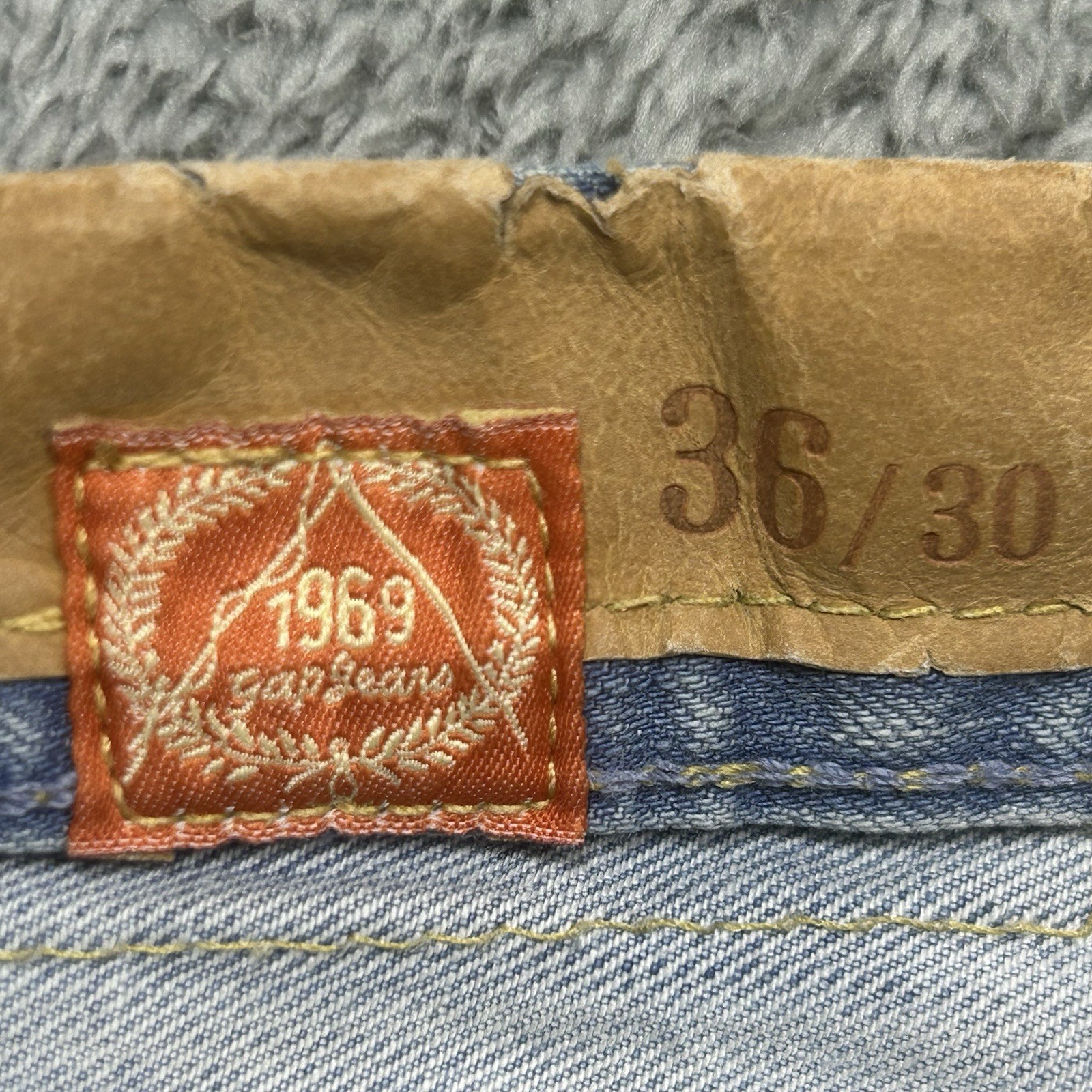 Vintage GAP 1969 Jeans Men’s 36×29 Blue Stonewash Button Fly Straight Fit Y2K