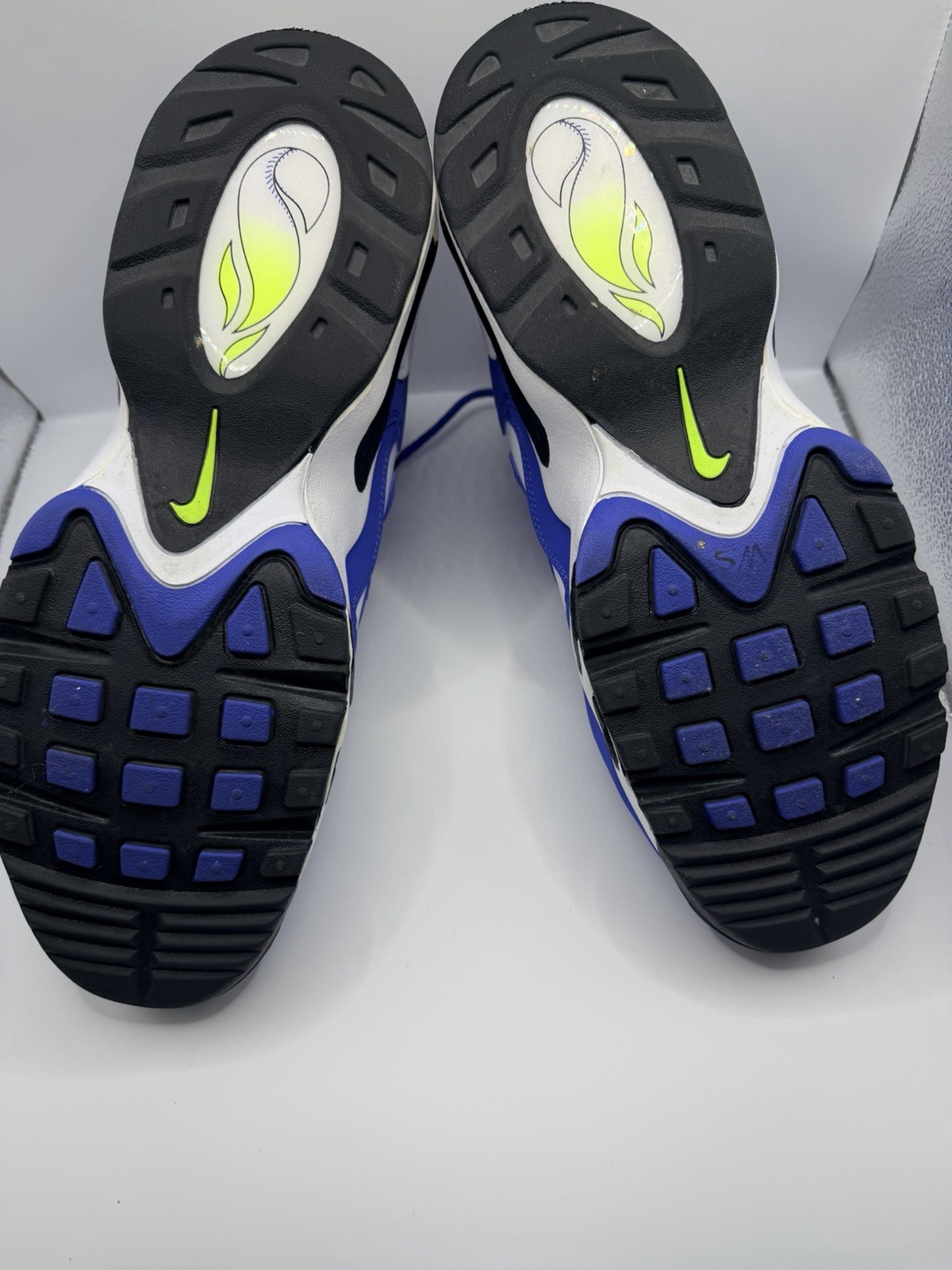 Nike Air Griffey Max 1 “Varsity Royal” Men’s Size 11 (DJ5161-400) Blue/BlackVolt