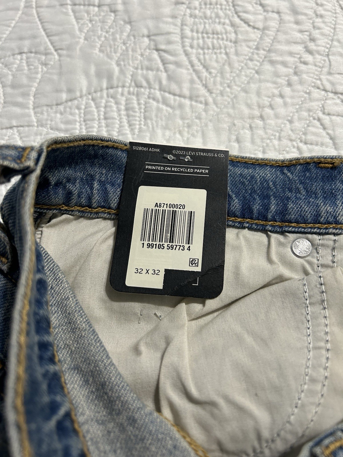 Levi’s Womens Wedgie Bootcut Jeans A8710-0020 MEDIUM WASH Size 32×32 NWT