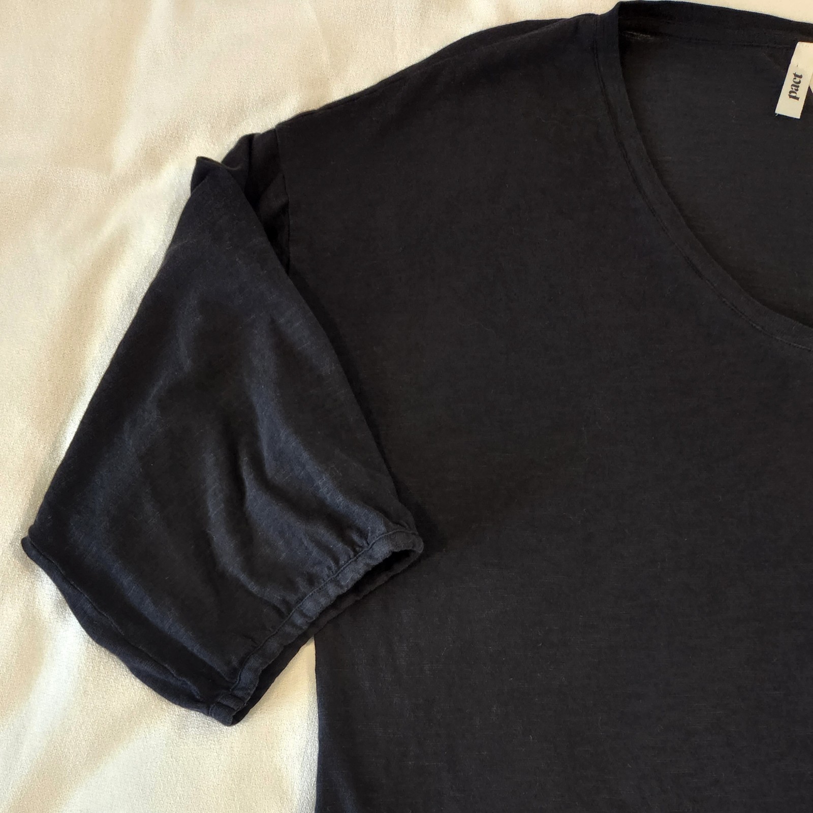PACT Women’s Organic Cotton V-Neck 3/4 Puff Sleeve Shirt Black Large