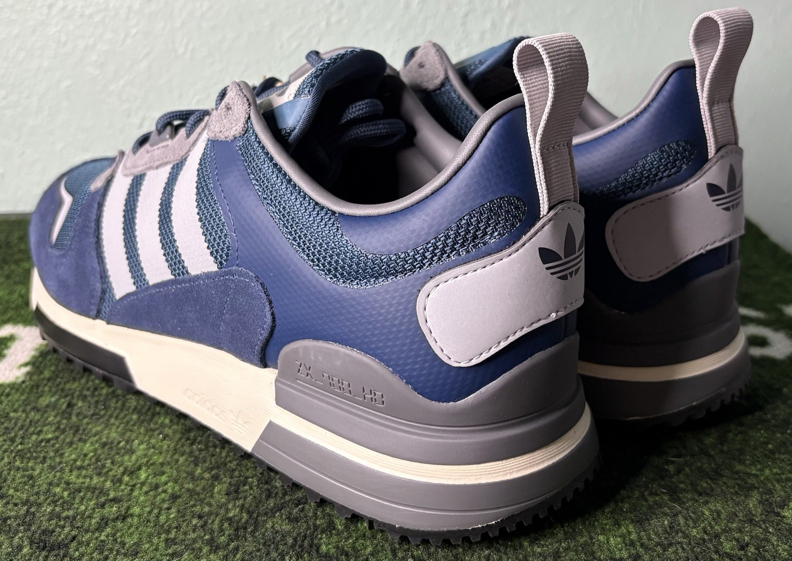 US Men’s 11.5 – Adidas ZX 700 HD Trainers “Crew Navy” H01850