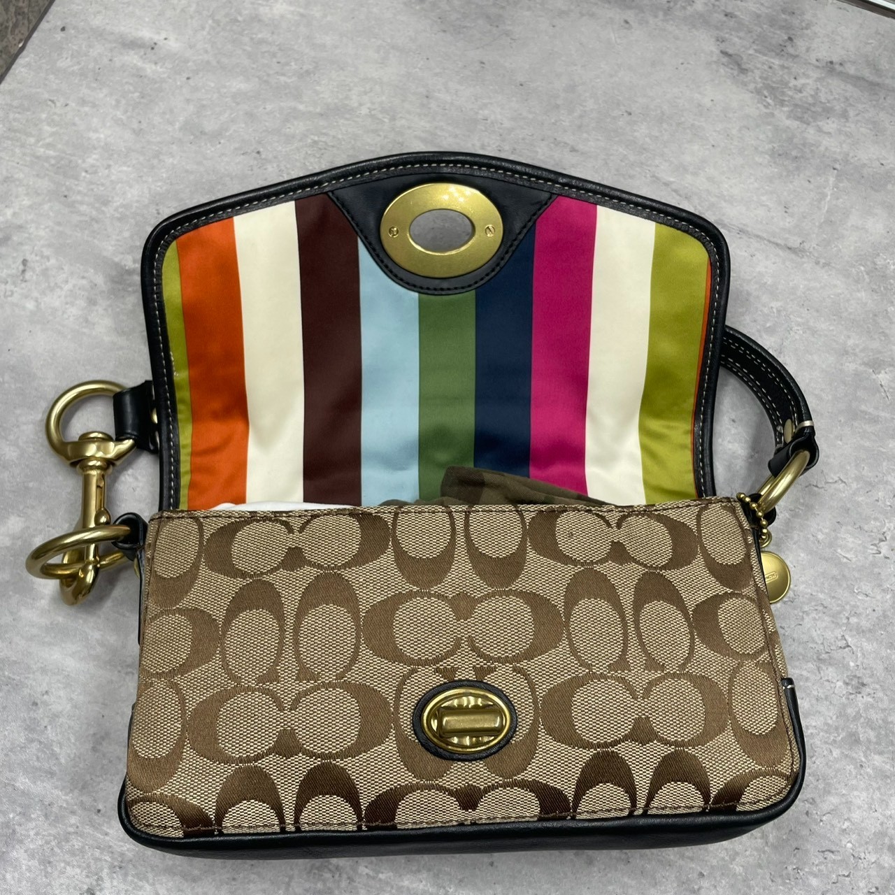 Coach 10335 Legacy Shoulder Bag Turnlock Signature Used Authentic Vintage Black