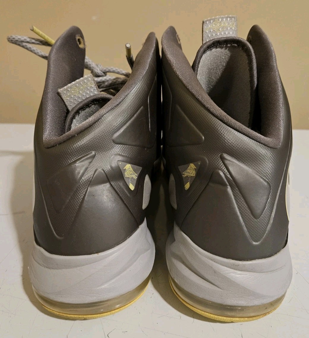Nike LeBron X 10 Canary Yellow Diamond Lebron James 541100-007 Size 11