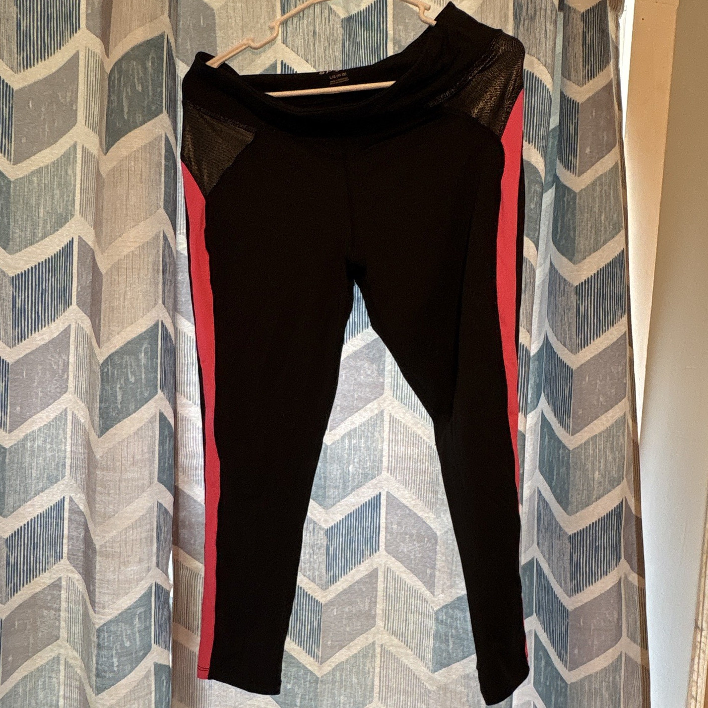 Hard Candy Sport Women’s Colorblock Ankle Leggings Black/Pink Size L/G 11-13