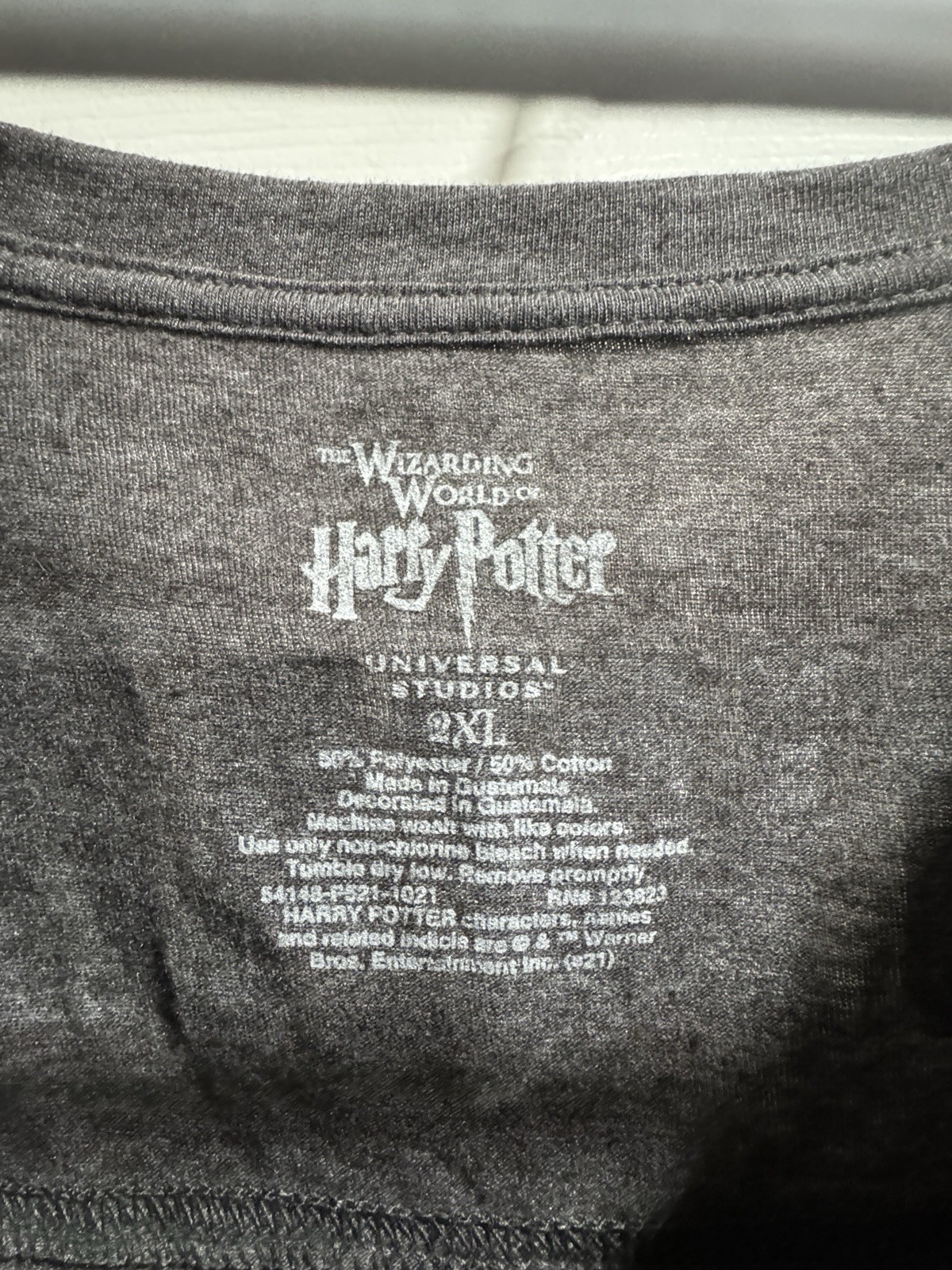 Harry Potter Universal Studios The Wizarding World Hogwarts T Shirt Women’s XL