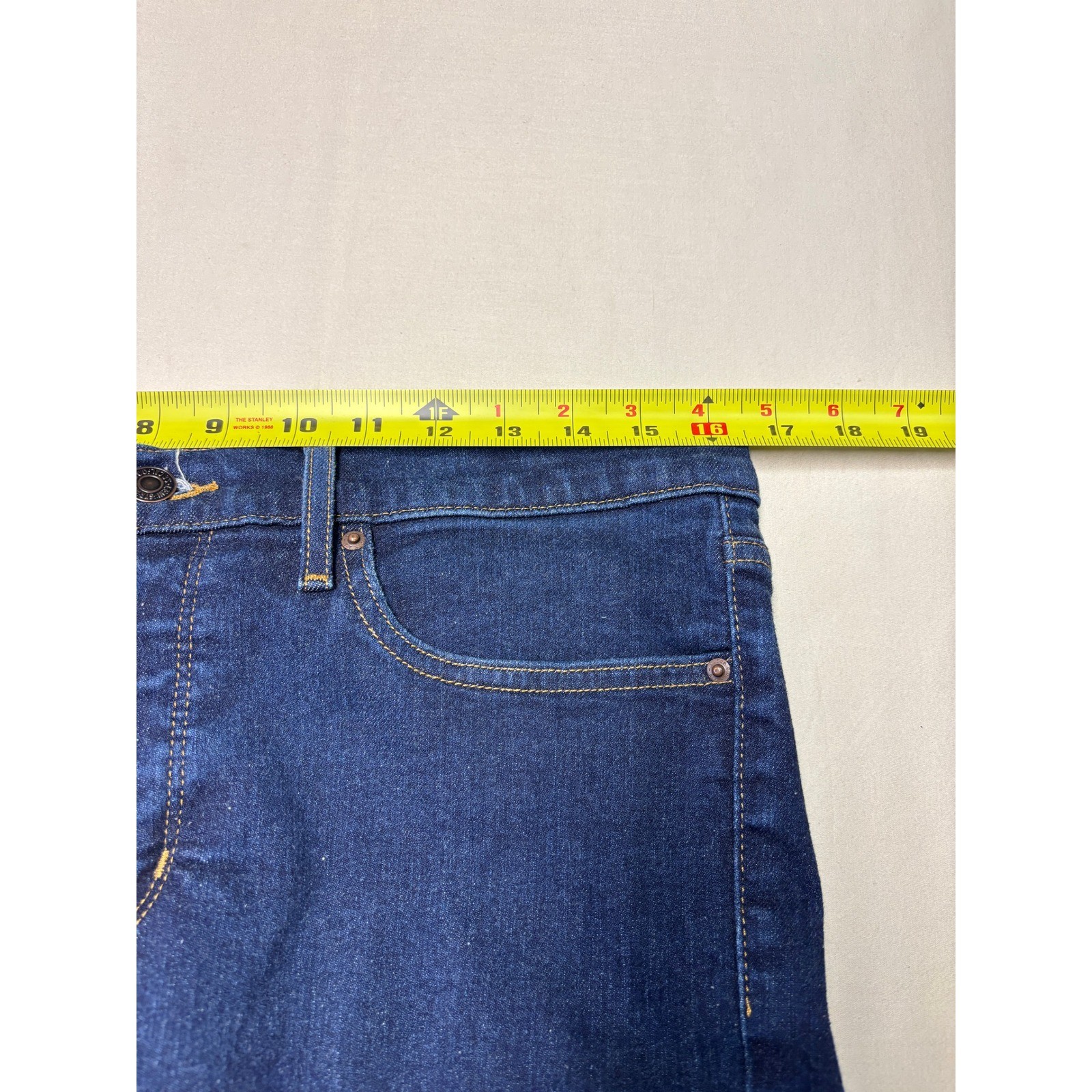 Levi Strauss Premium Big E 314 Shaping Straight Dark Denim Jeans Women 33X31